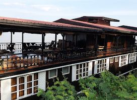 Dok Champa Restaurant