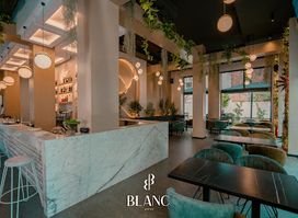 Blanc Bistro