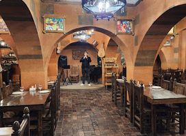 Dari Tavern