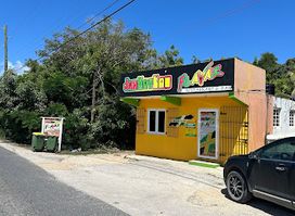 Jahmaykan Flavaz Restaurant & Bar