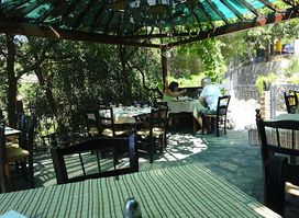 Phini Tavern & Restaurant