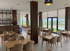 Forest Bar & Restaurant - Brrut
