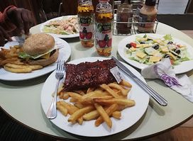 Steers