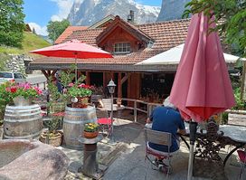 Onkel Tom's Pizzeria und Weinlokal