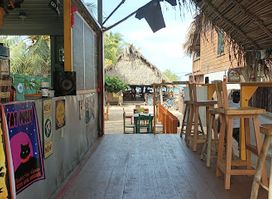 Loggerheads Pub & Grille