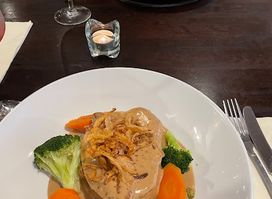 Hunting Lodge Bar & Restaurant