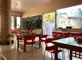 Highway 18 Annex - Vegetarian Restaurant
