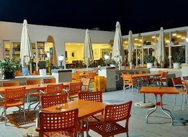 San Tomaso Bar & Restaurant