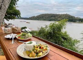 Mekong Svan Restaurant & Bar