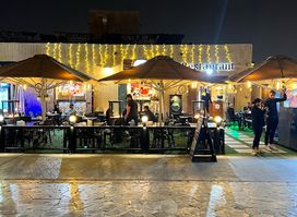 South Pearl Restaurant