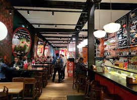 Mercado de la Reina 10