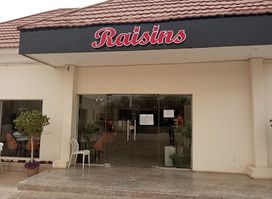 Raisins Exclusive Restaurant