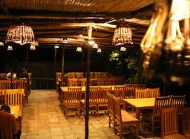 Hidden Paradise Hunza - Restaurant