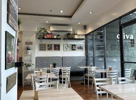 Oliva Bistro Cafe