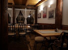 Sirály Pizzéria Étterem