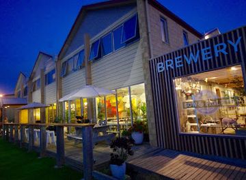 australia/the-twelve-apostles/restaurant/sow-and-piglets-brewery