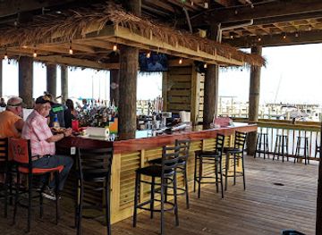 mississippi/gulf-coast-beaches/restaurant/shaggy-s-pass-harbor