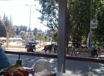 lebanon/baalbek/restaurant/restaurant-diwan-el-hellani