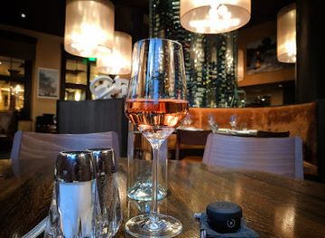 colorado/vail/restaurant/leonora