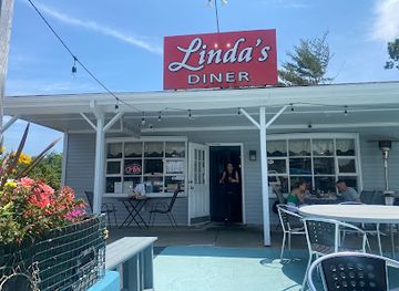 rhode-island/narragansett-bay/restaurant/linda-s-diner