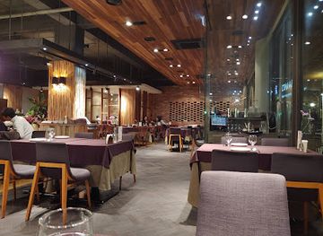 south-korea/busan/restaurant/saeng-eo-geoseutin-busaniluhoteljeom