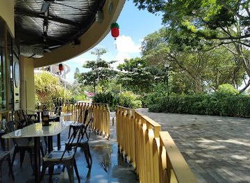 singapore/east-coast-park/restaurant/oldtown-white-coffee-coastal-playgrove
