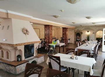 hungary/nyiregyhaza/restaurant/sziklakert-etterem-es-panzio