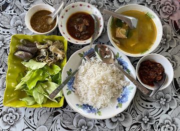 myanmar-burma/pyay/restaurant/ma-si-hmaingshwe