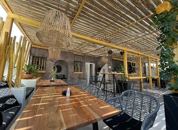 greece/santorini/kamari/restaurant/blend-all-day-bar