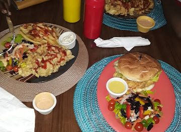 the-bahamas/eleuthera/restaurant/ship-to-shore-restaurant-bar