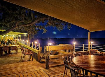 florida/st-augustine/restaurant/cap-s-on-the-water