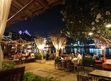 thailand/surat-thani/restaurant/the-riverside-restaurant