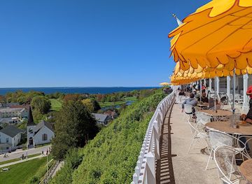 michigan/mackinac-island/restaurant/fort-mackinac-tea-room-restaurant