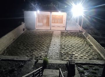 pakistan/chitral/restaurant/lanik-palace