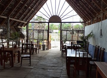sri-lanka/trincomalee-district/restaurant/wood-cape