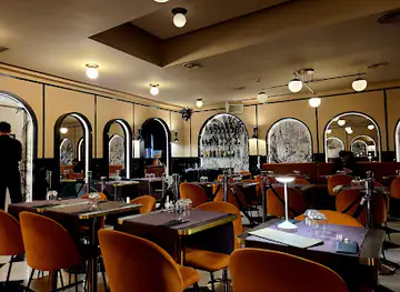 RoYaL Art Cafè