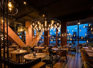 netherlands/rotterdam/kop-van-zuid/restaurant/humphrey-s-restaurant-rotterdam