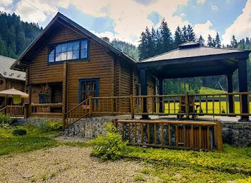 ukraine/vorokhta/restaurant/ruslana-huts