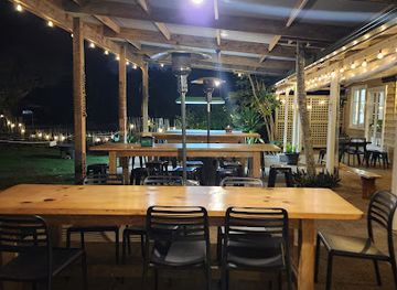 norfolk-island/mount-pitt/restaurant/salty-beer-garden