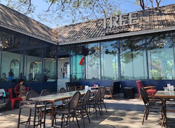 thailand/mekong-river-region/restaurant/the-tree-cafe-restaurant