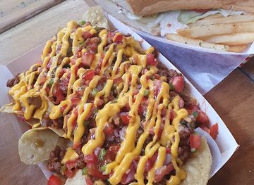 el-salvador/san-miguel/restaurant/windogs