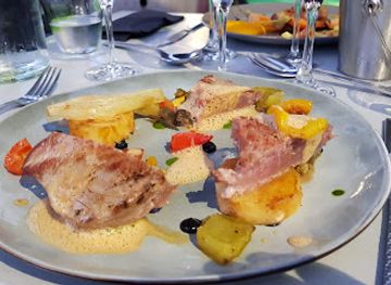 france/poitou-charentes/restaurant/le-verre-y-table