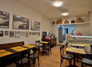 italy/bologna/restaurant/bottega-al-pappagallo-a-bologna-dal-1919