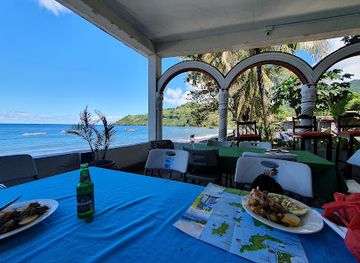 saint-vincent-and-the-grenadines/saint-david/restaurant/beach-front-restaurant-bar