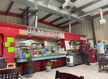 kansas/dodge-city/restaurant/la-hacienda-tacos-y-salsa