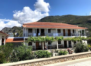 albania/prespa-national-park/restaurant/sheqer-pikant