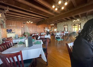 wisconsin/ice-age-trail/restaurant/donny-s-glidden-lodge-restaurant