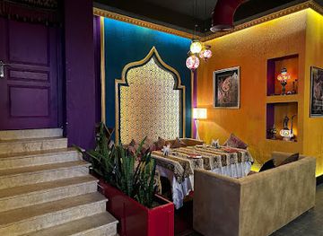 azerbaijan/baku/heydar-aliyev-center/restaurant/mama-meri