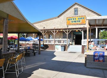 ohio/kelleys-island/restaurant/west-bay-inn