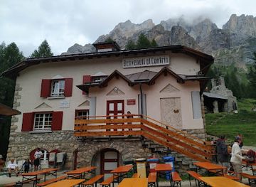 italy/dolomites/restaurant/baita-locia-de-contrin